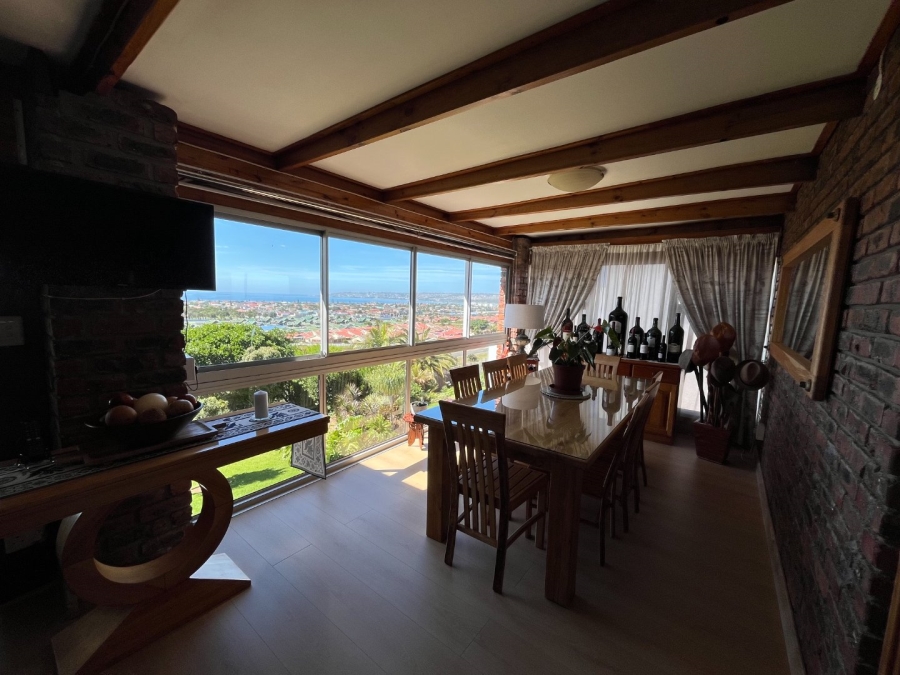 4 Bedroom Property for Sale in Hartenbos Heuwels Western Cape